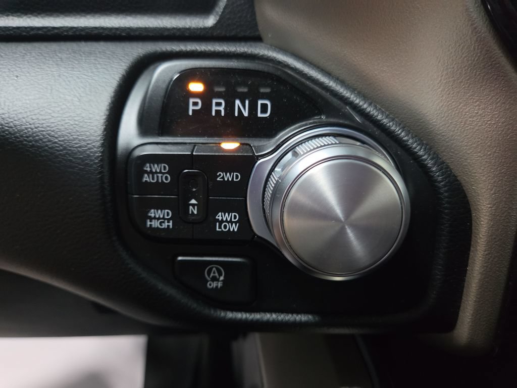 Used 2022 RAM 1500 Laramie AWD/4WD image 40
