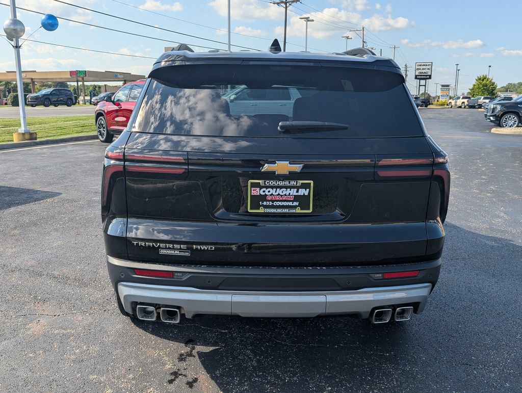 New 2026 Chevrolet Traverse LT w/ Driver Confidence Package AWD/4WD image 6