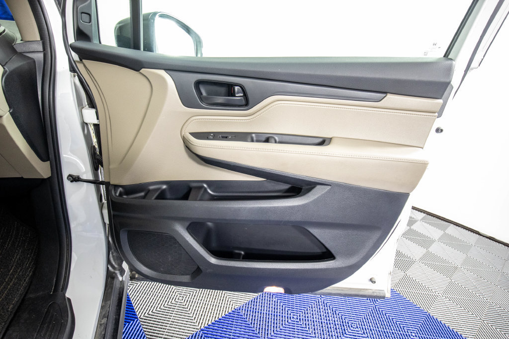 Used 2023 Honda Odyssey EX-L image 15