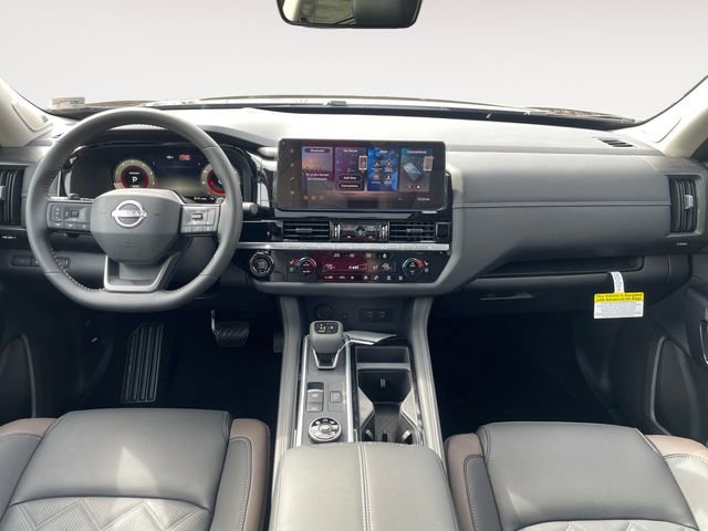 New 2026 Nissan Pathfinder Platinum image 10