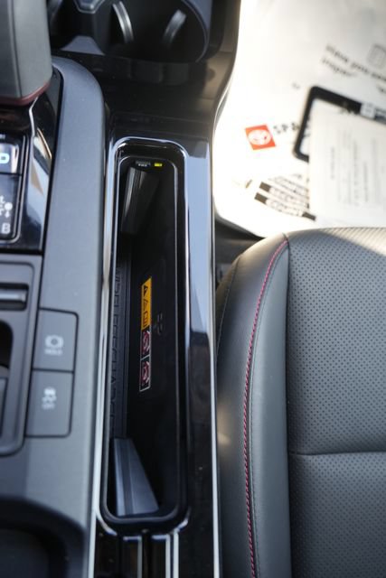 Used 2026 Toyota Prius Plug-In Hybrid FWD image 39