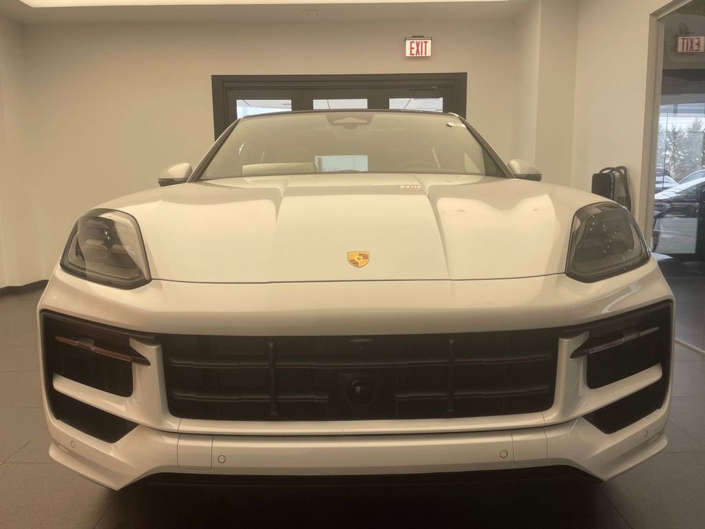 New 2026 Porsche Cayenne Coupe AWD/4WD image 20