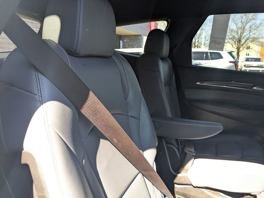 Used 2024 Buick Enclave Premium image 30