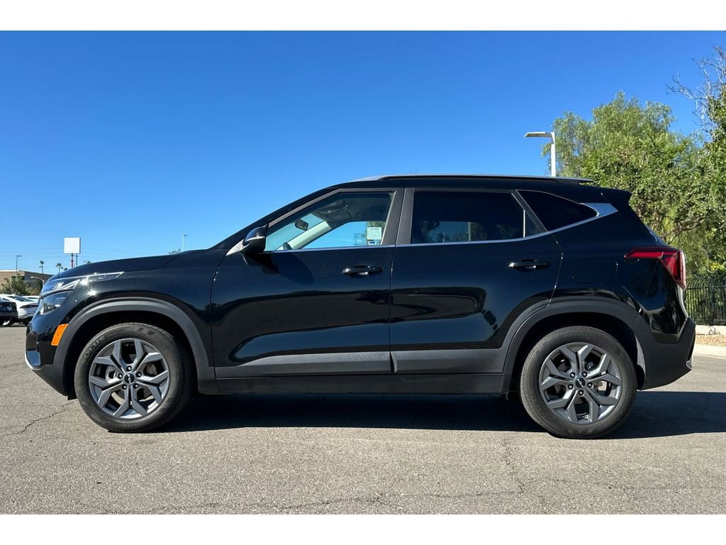 Used 2024 Kia Seltos S image 2