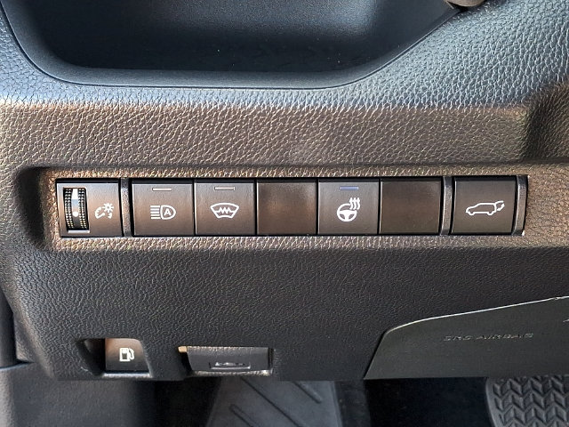 Used 2023 Toyota RAV4 XLE w/ Convenience Package AWD/4WD image 16