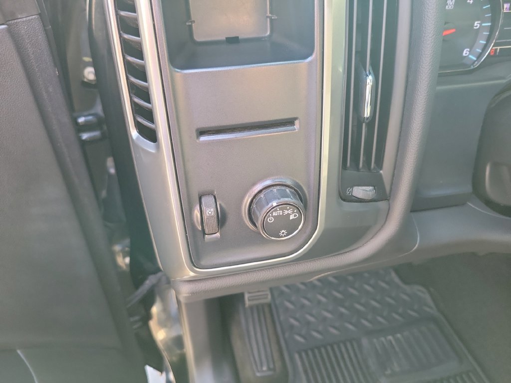 Used 2014 Chevrolet Silverado 1500 LT RWD image 18