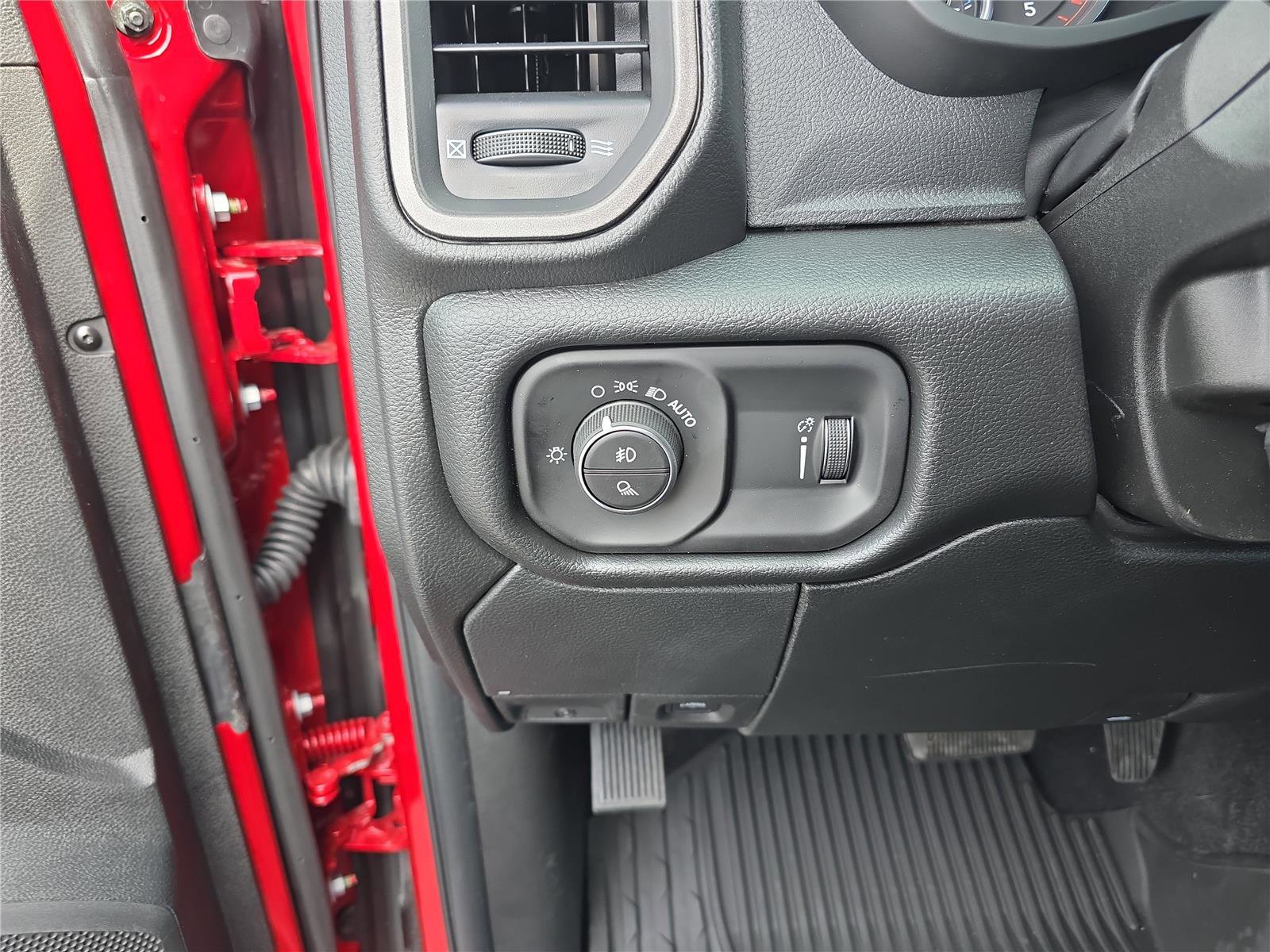 New 2026 RAM 2500 Tradesman image 34