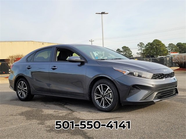Used 2022 Kia Forte LXS w/ LXS Technology Package image 4
