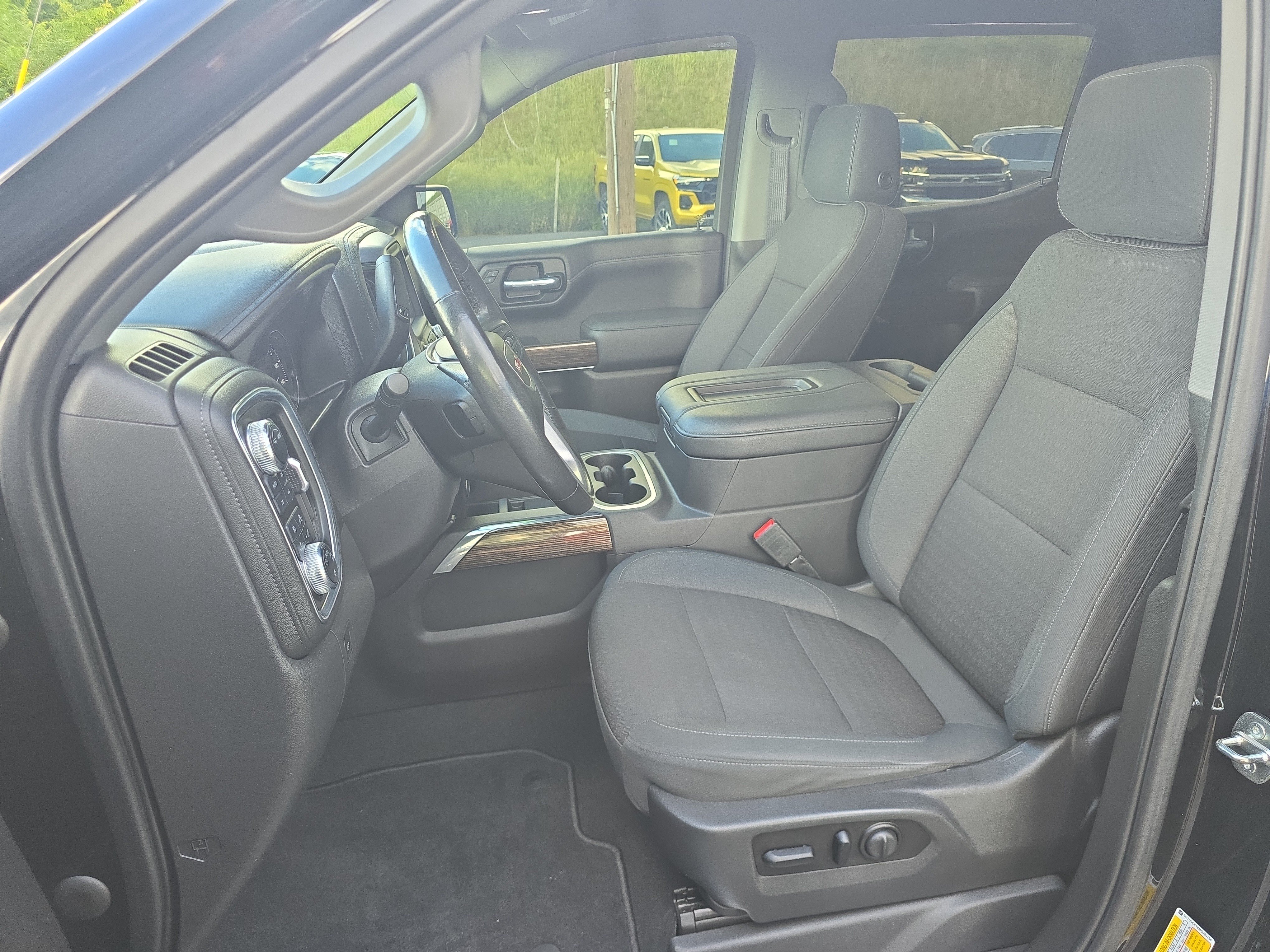 Used 2021 GMC Sierra 1500 Elevation w/ Preferred Package AWD/4WD image 12