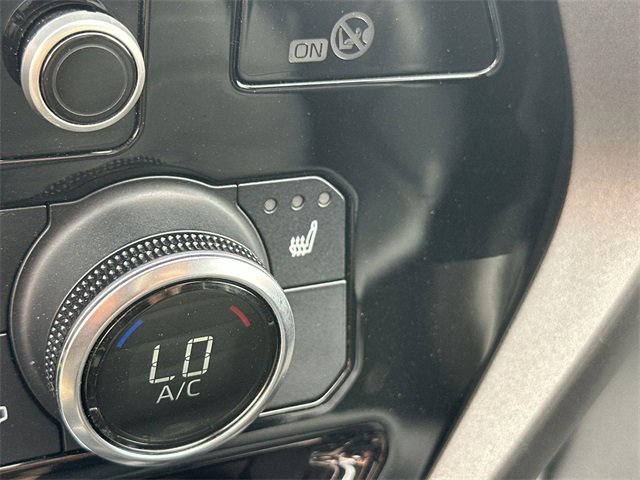 Used 2022 Toyota Highlander XLE image 39