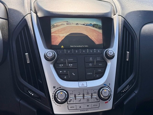 Used 2017 Chevrolet Equinox LT w/ Convenience Package image 16