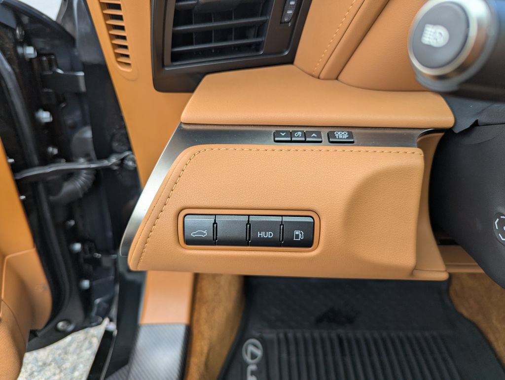 Used 2021 Lexus LC 500 Convertible w/ Touring Package RWD image 14