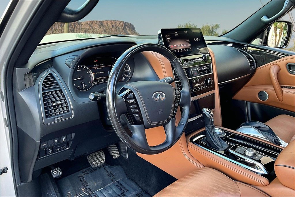 Used 2024 INFINITI QX80 Sensory w/ Cargo Package AWD/4WD image 14