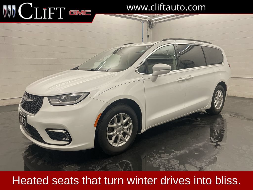 Used 2022 Chrysler Pacifica Touring-L FWD image 1