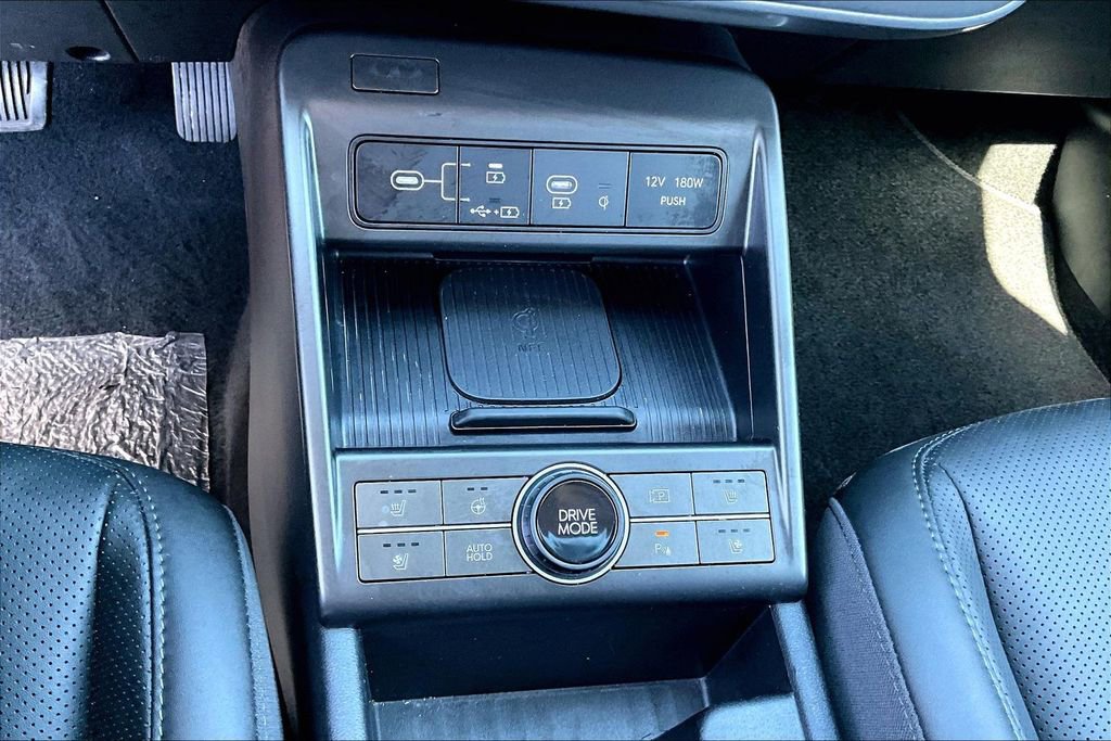 Used 2024 Hyundai Kona Limited image 35