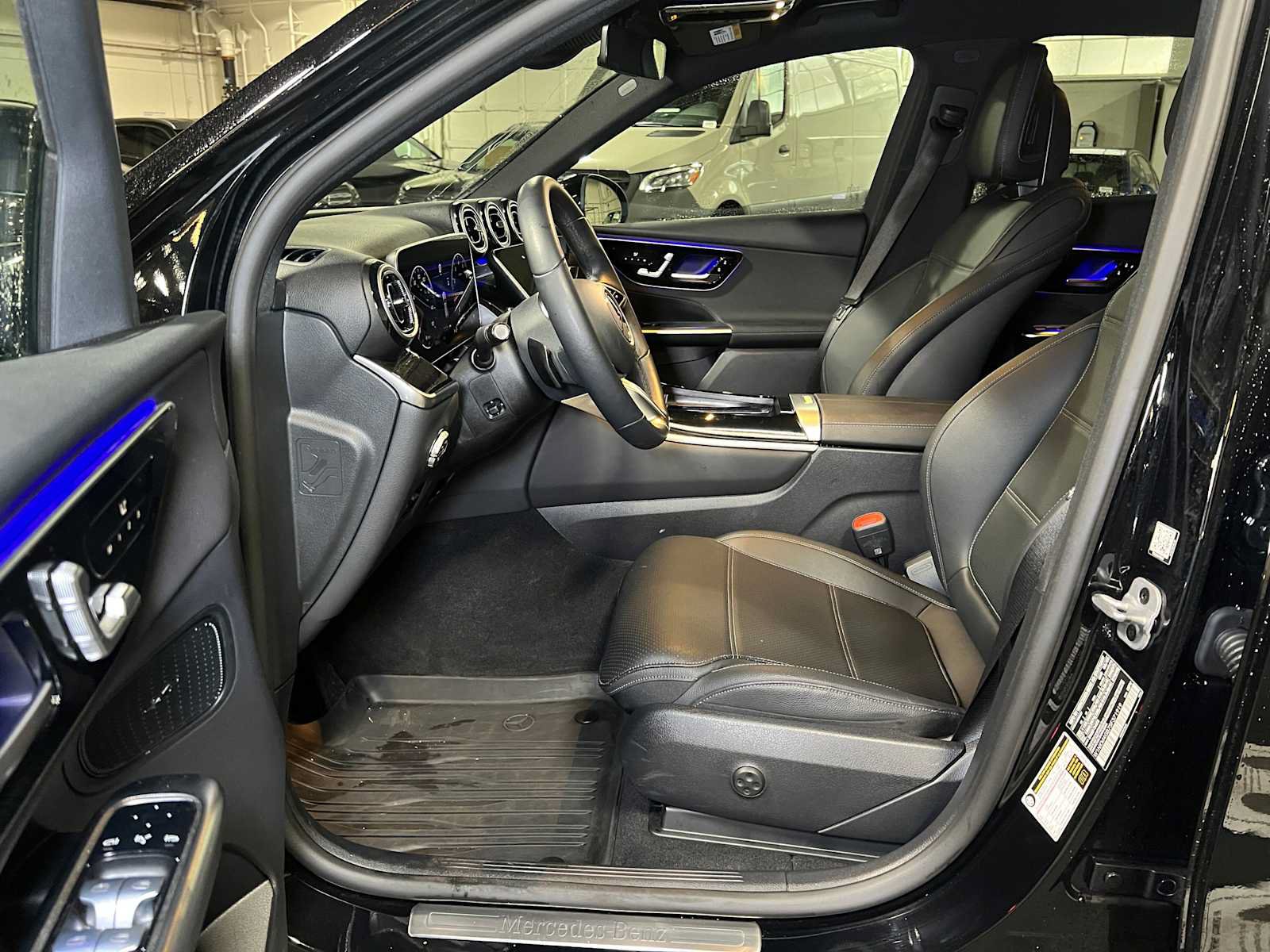 Used 2025 Mercedes-Benz GLC 300 image 57