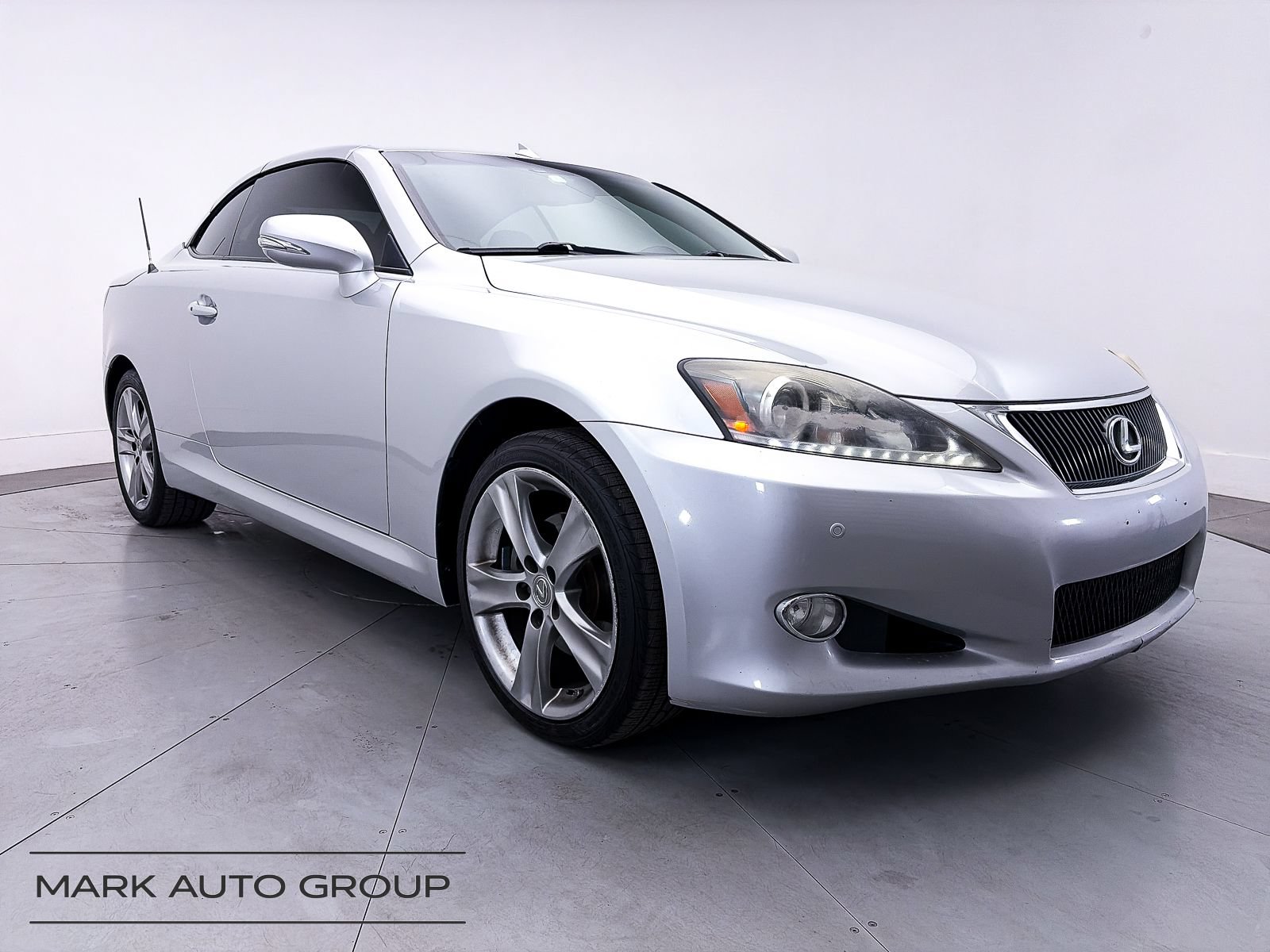 Used 2013 Lexus IS 250C w/ Luxury Pkg RWD video 1