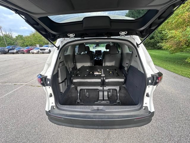 Used 2021 Toyota Sienna LE AWD/4WD image 10