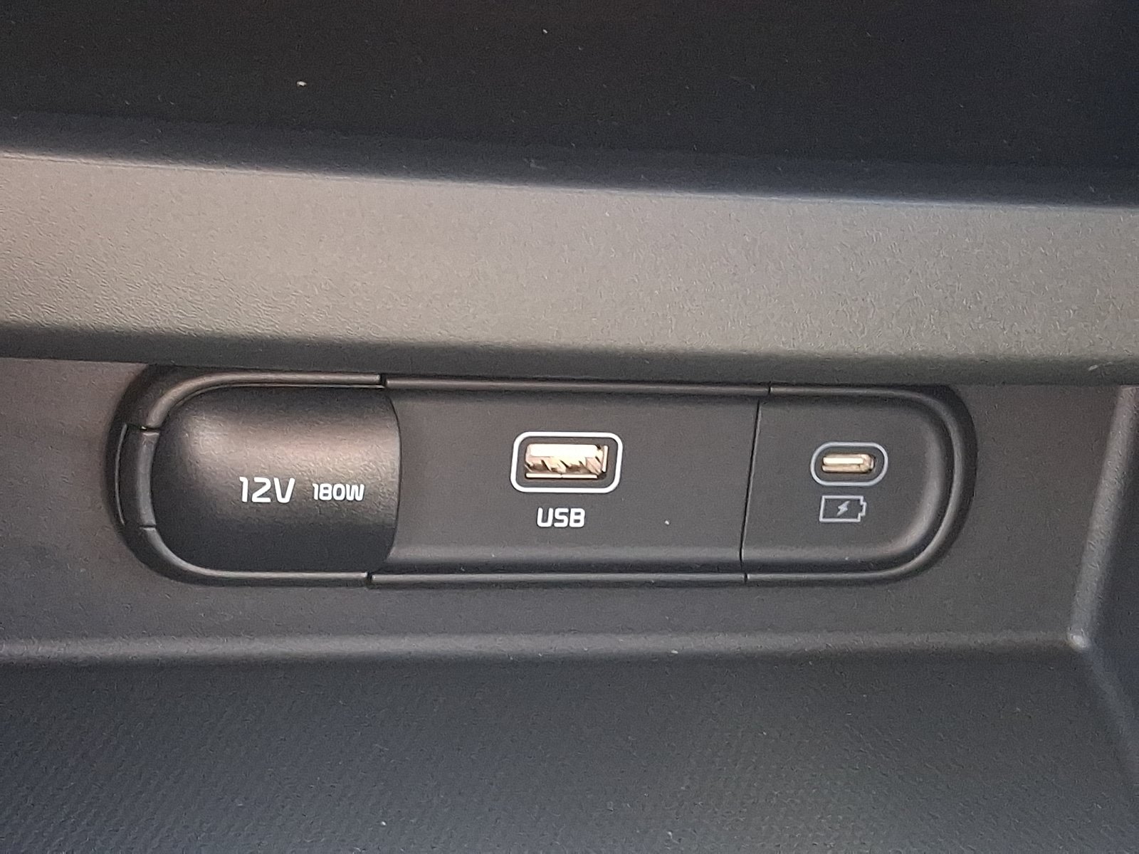 New 2026 Kia Seltos S AWD/4WD image 16
