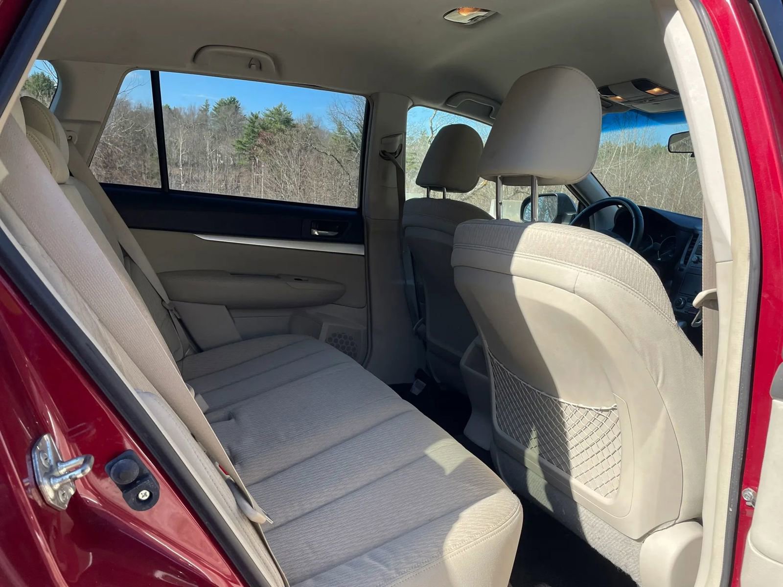 Used 2011 Subaru Outback 2.5i Premium w/ All-Weather Pkg image 25