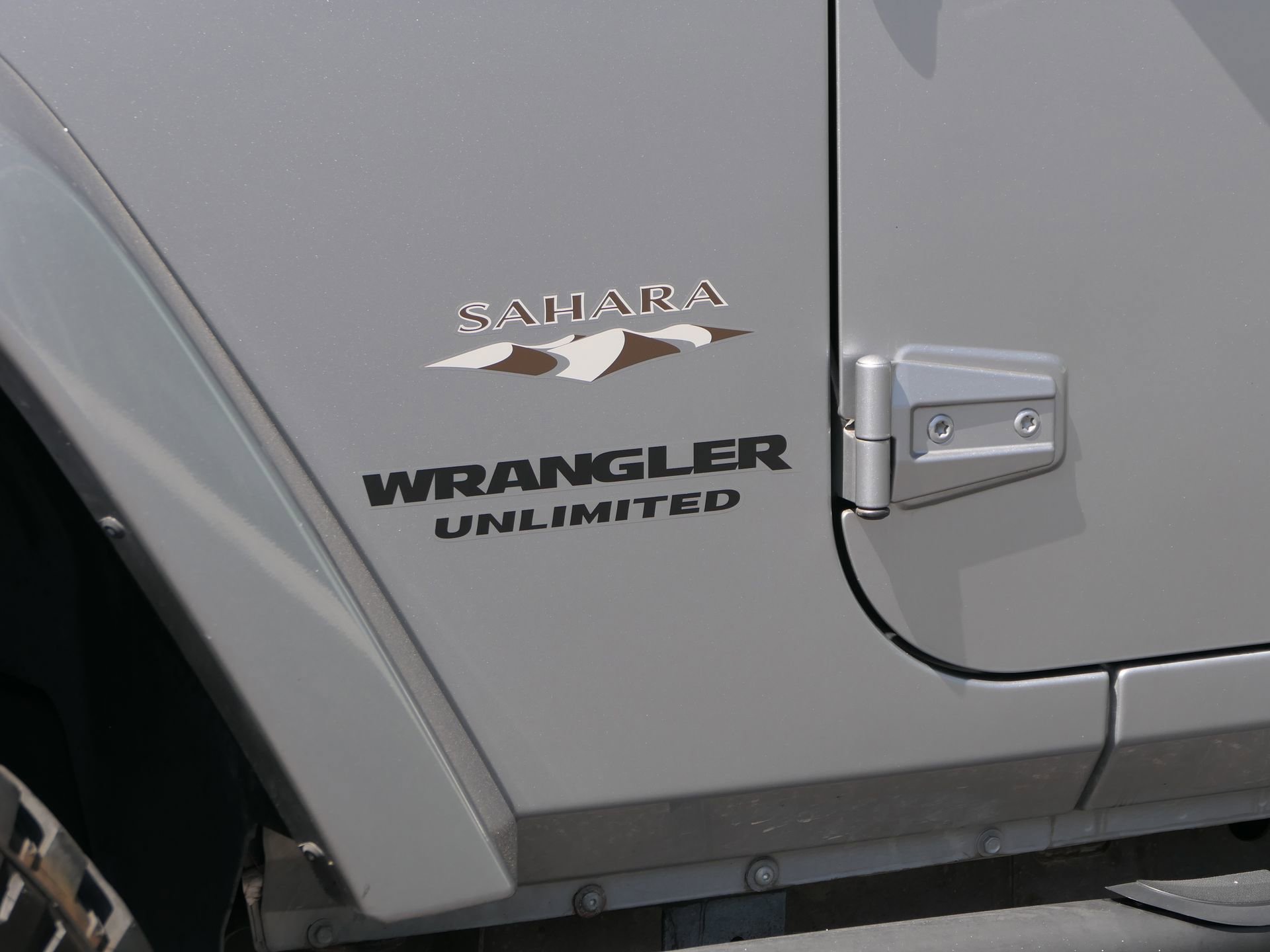 Used 2017 Jeep Wrangler Unlimited Sahara image 12