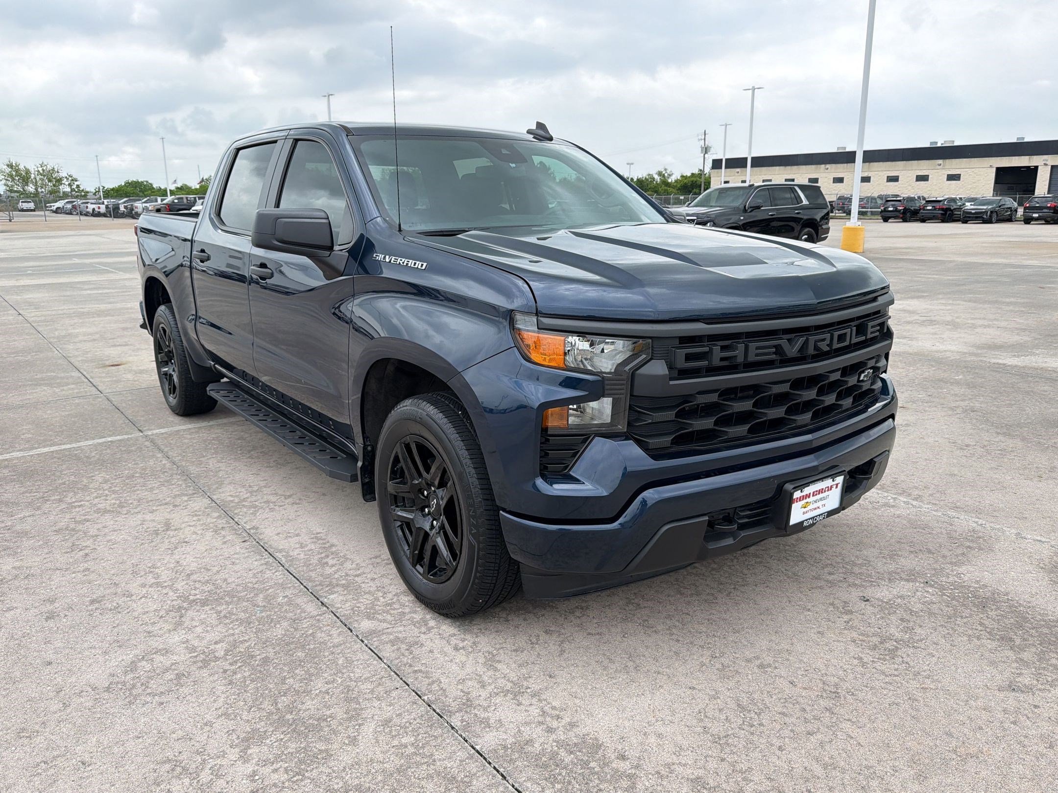 Used 2023 Chevrolet Silverado 1500 Custom RWD image 6
