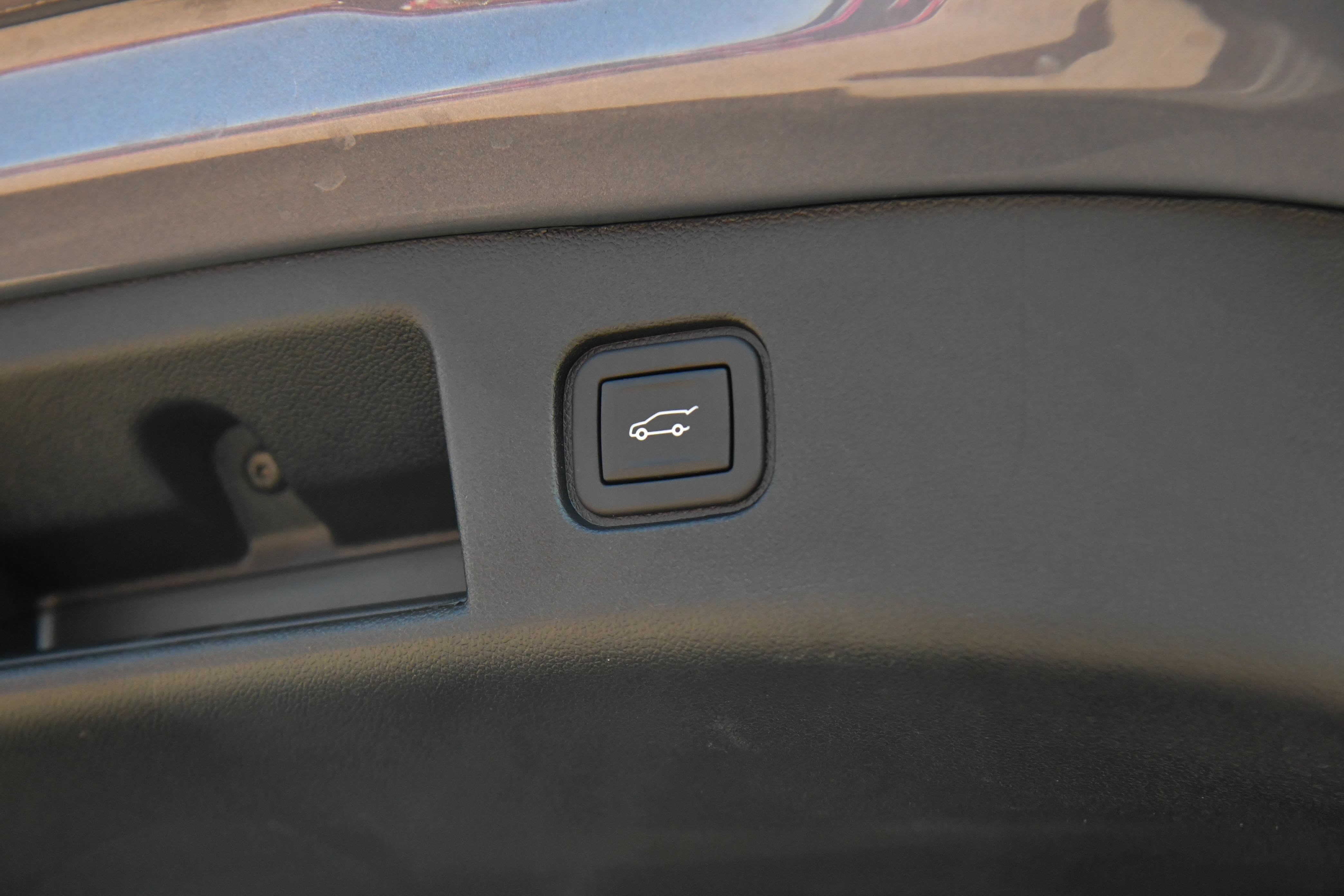 Used 2024 Chevrolet Blazer EV LT AWD/4WD image 48