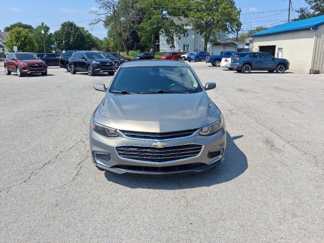 Used 2017 Chevrolet Malibu LT FWD image 6