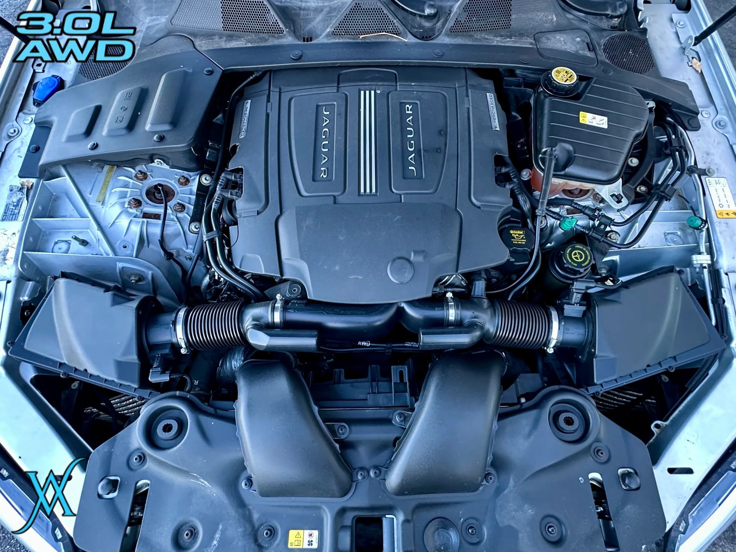 Used 2015 Jaguar XJ AWD image 43