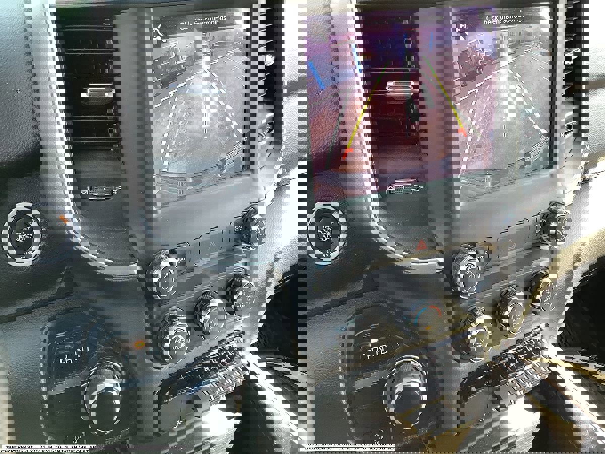 Used 2021 RAM 1500 Lone Star image 9