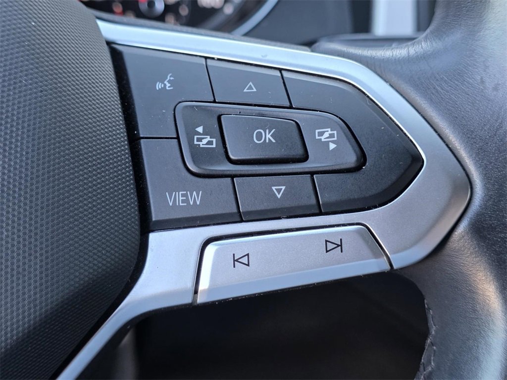 Used 2020 Volkswagen Atlas Cross Sport SE w/ Panoramic Sunroof Package image 26