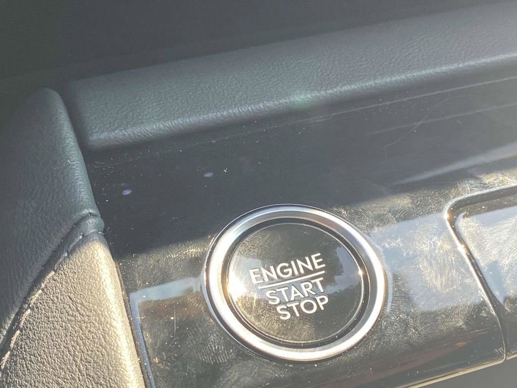 New 2025 Lincoln Navigator Reserve w/ Jet Appearance Package image 26