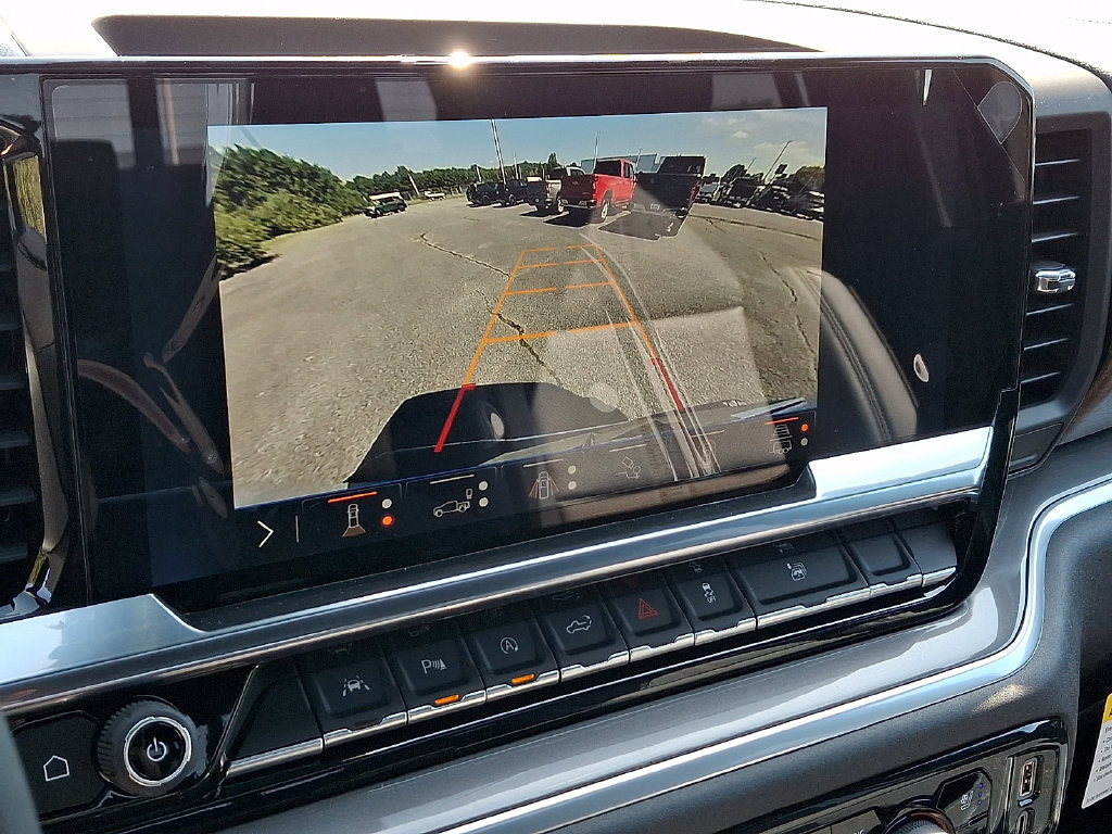 New 2026 Chevrolet Silverado 1500 High Country w/ High Country Premium Package AWD/4WD image 15