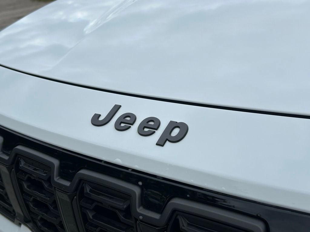 New 2026 Jeep Cherokee Limited image 28