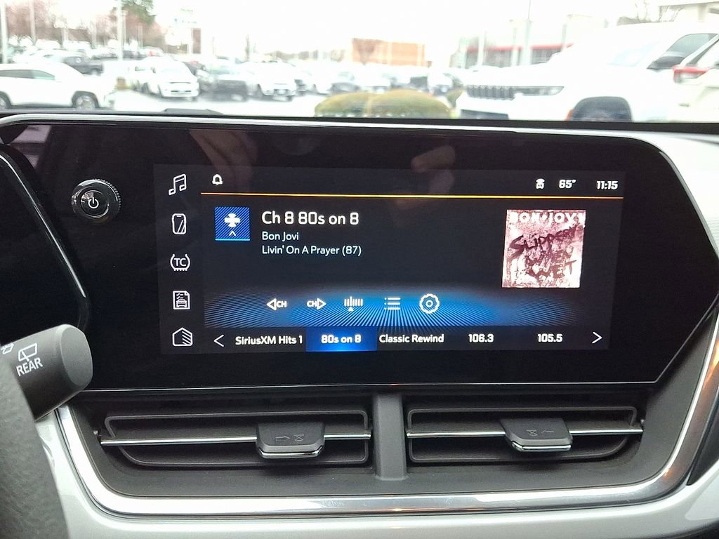 Used 2025 Chevrolet Trax LT image 16