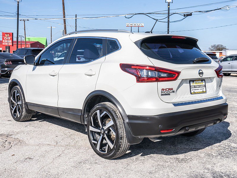 Used 2020 Nissan Rogue Sport SL image 7