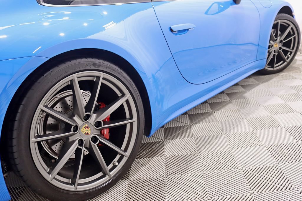 Used 2022 Porsche 911 Carrera RWD image 11