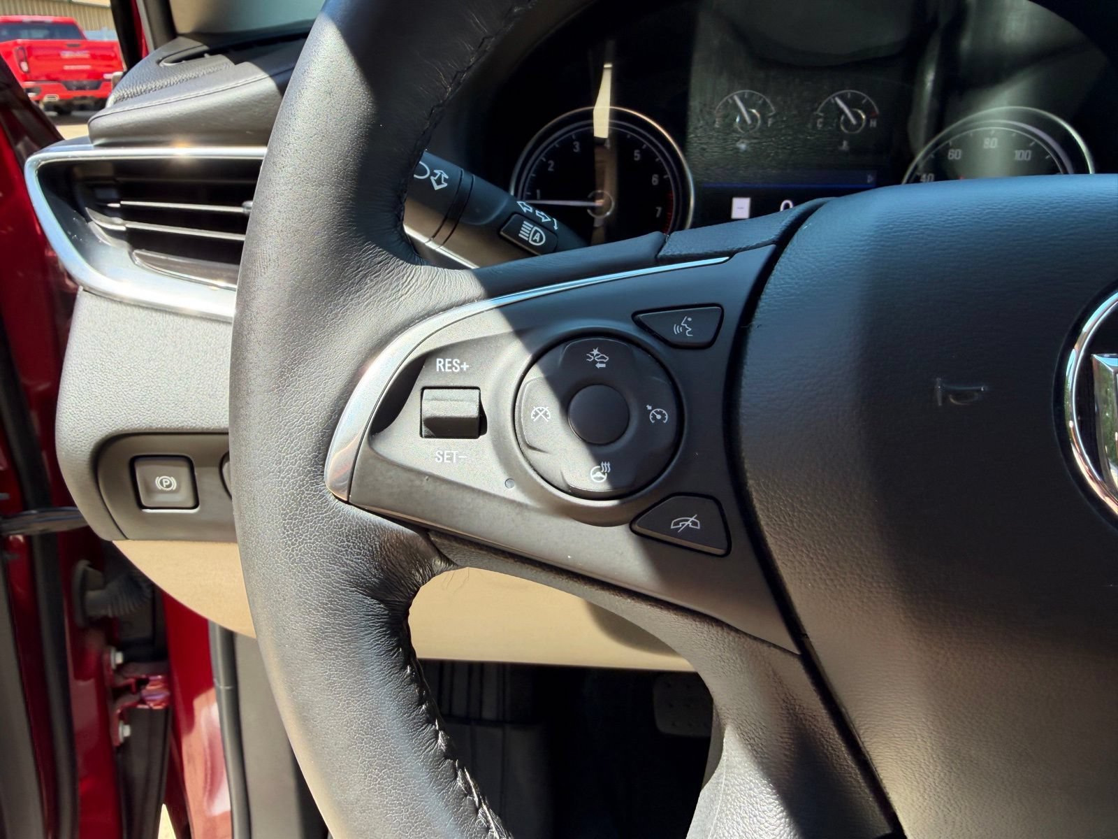 Used 2020 Buick Enclave Premium w/ Surround and Sites Package AWD/4WD image 14