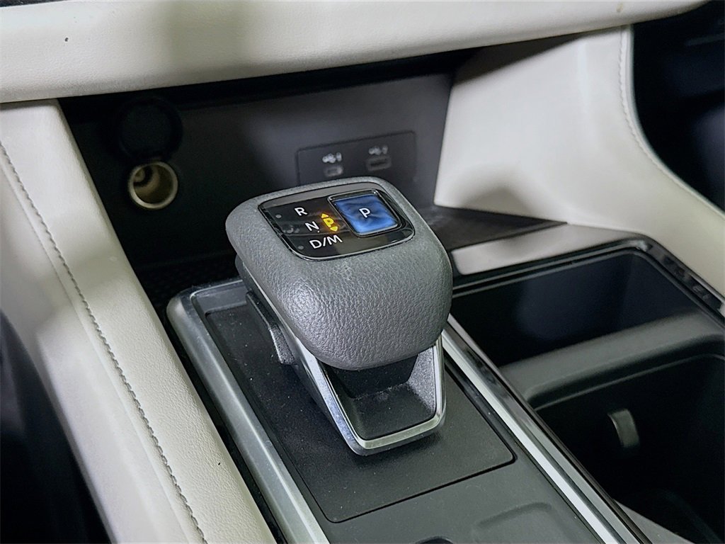 Certified 2022 Nissan Pathfinder SV w/ SV Premium Package image 10