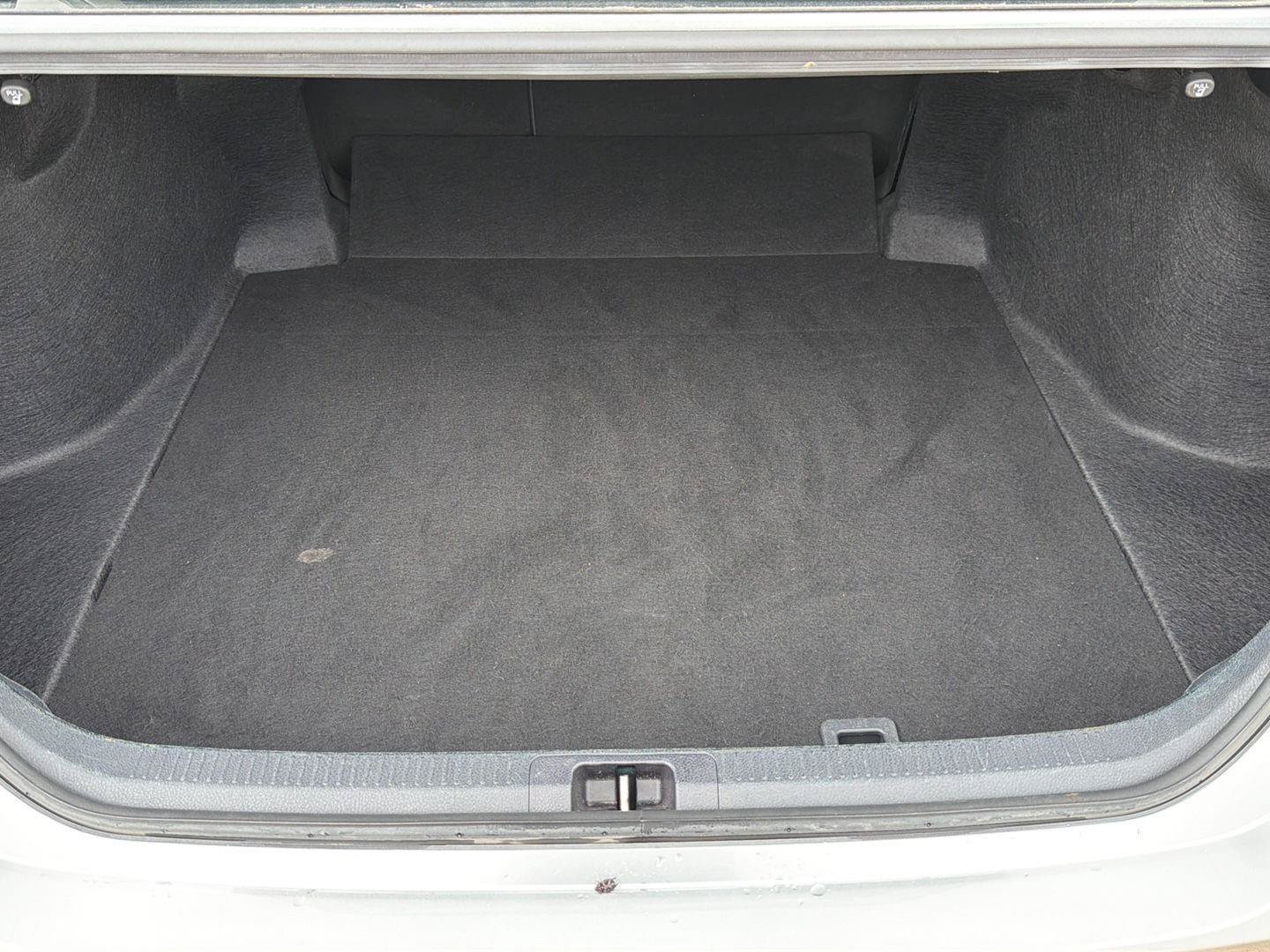 Used 2024 Toyota Camry LE FWD image 18