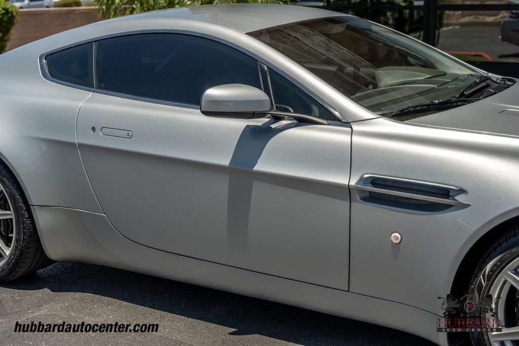 Used 2008 Aston Martin V8 Vantage Coupe RWD image 13