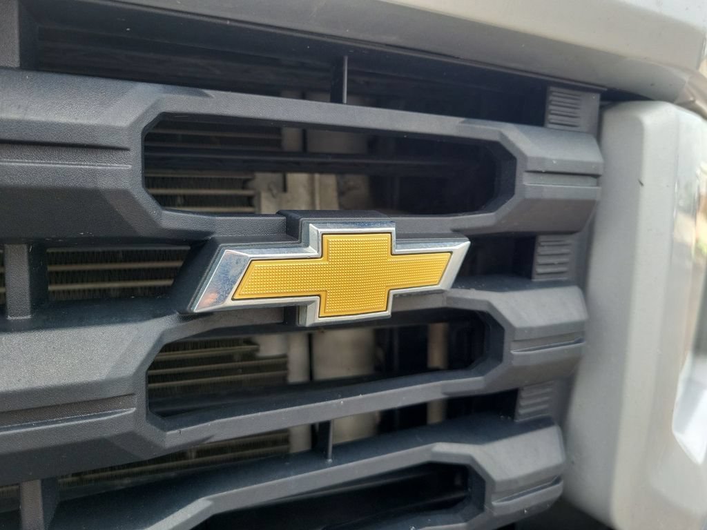 Used 2022 Chevrolet Silverado 2500 Custom w/ Custom Value Package AWD/4WD image 26