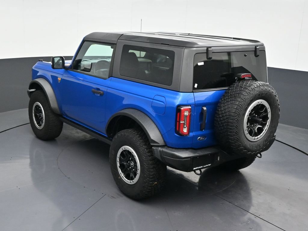 Used 2022 Ford Bronco Badlands image 16