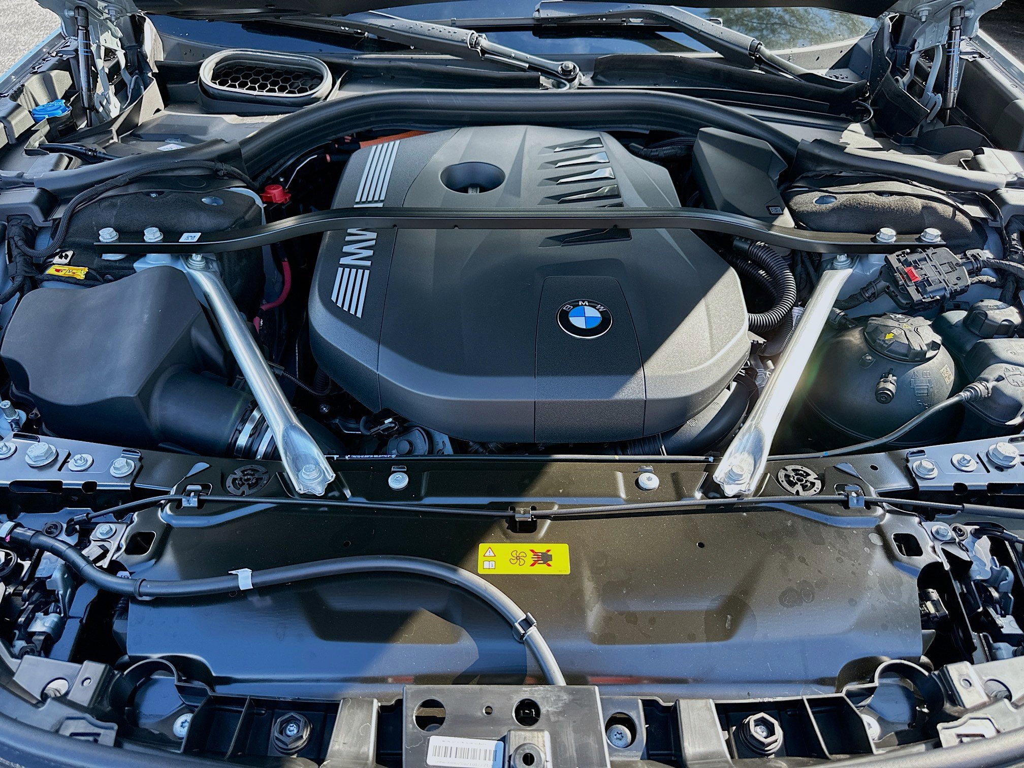 New 2026 BMW 750e xDrive w/ Executive Package image 25