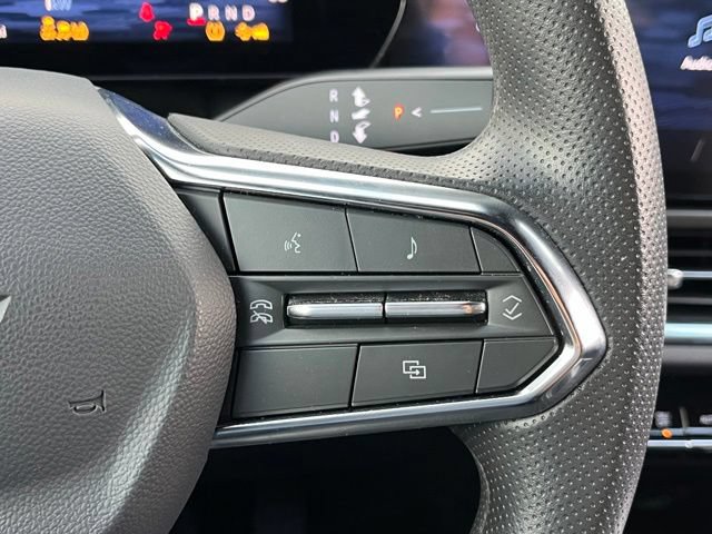 Used 2025 Chevrolet Equinox EV LT FWD image 18