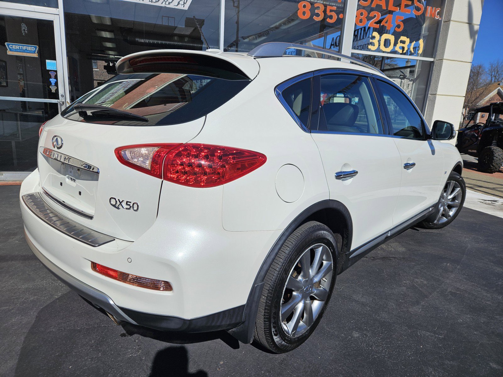 Used 2016 INFINITI QX50 AWD w/ Premium Plus Package image 12