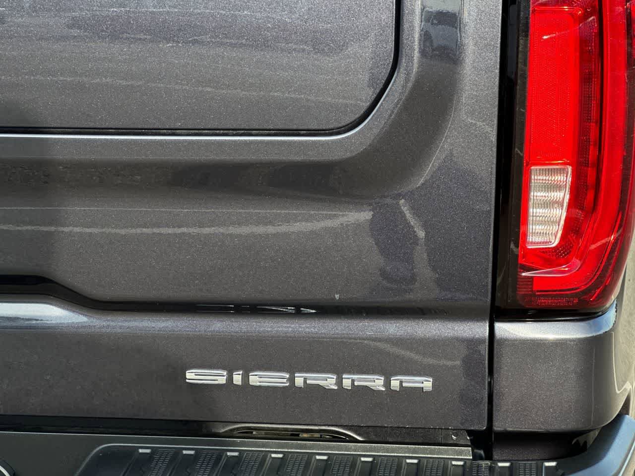 Used 2024 GMC Sierra 1500 Denali w/ Technology Package AWD/4WD image 41