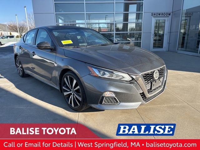 Used 2022 Nissan Altima 2.0 SR image 1