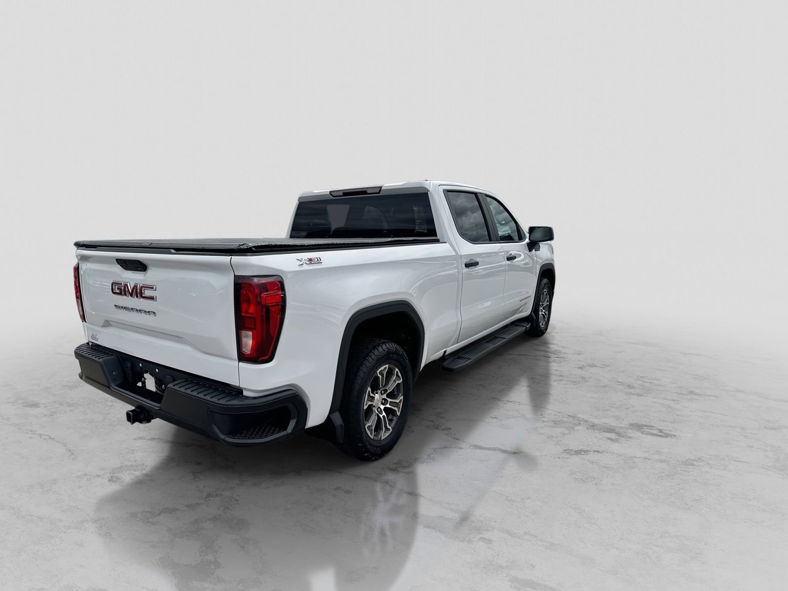 Used 2019 GMC Sierra 1500 4x4 Crew Cab w/ Convenience Package image 8