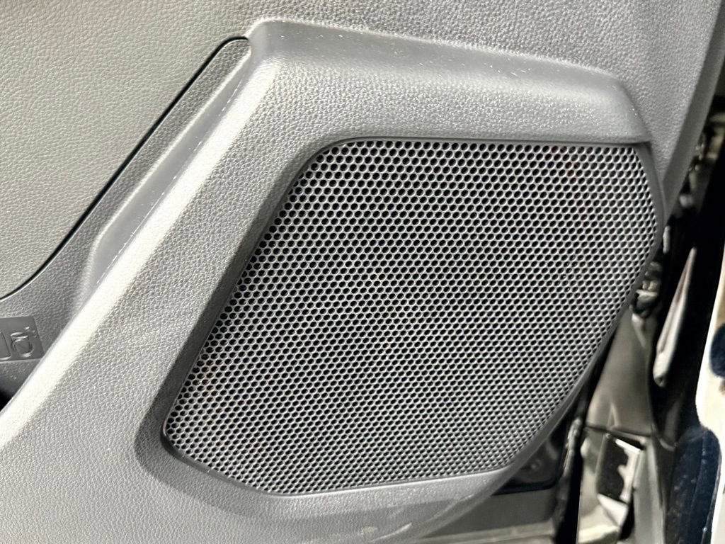 Used 2026 Toyota Highlander Platinum image 19